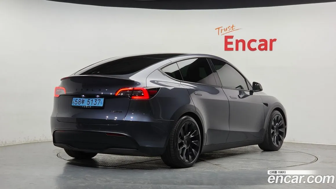 Tesla Model Y 2022 из KR, фото 8