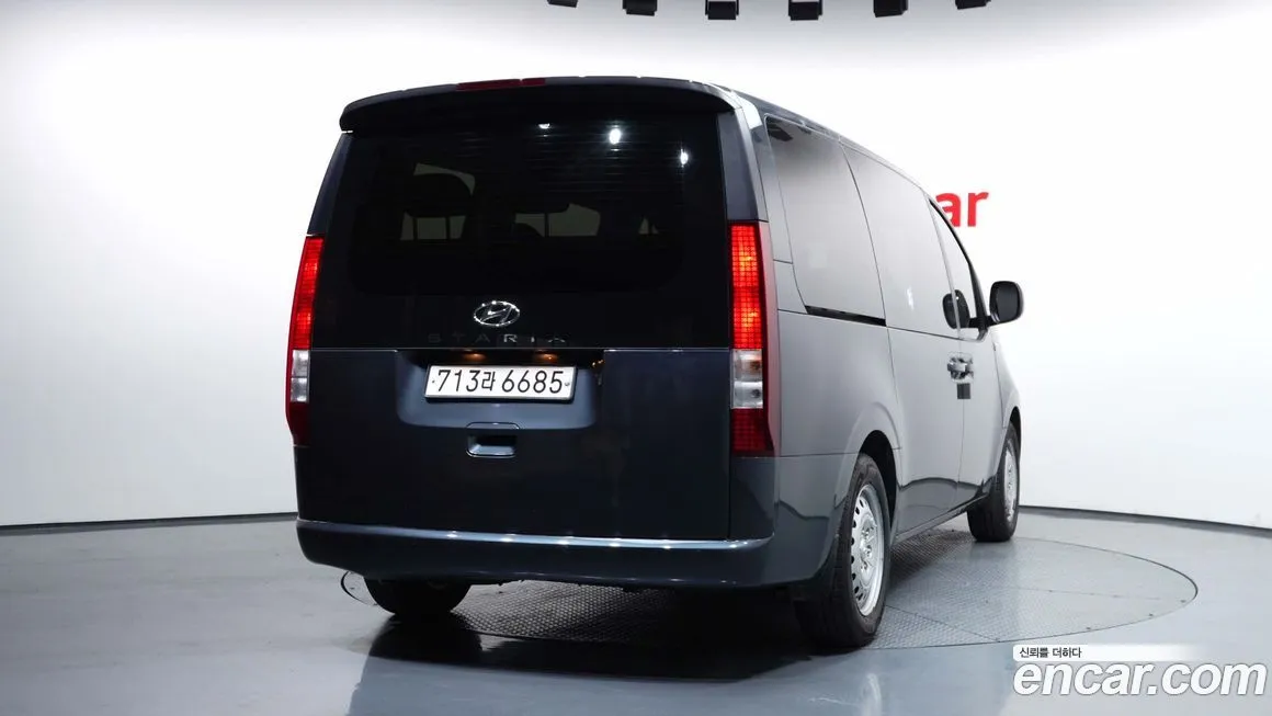Hyundai Staria 2023 из KR, фото 4