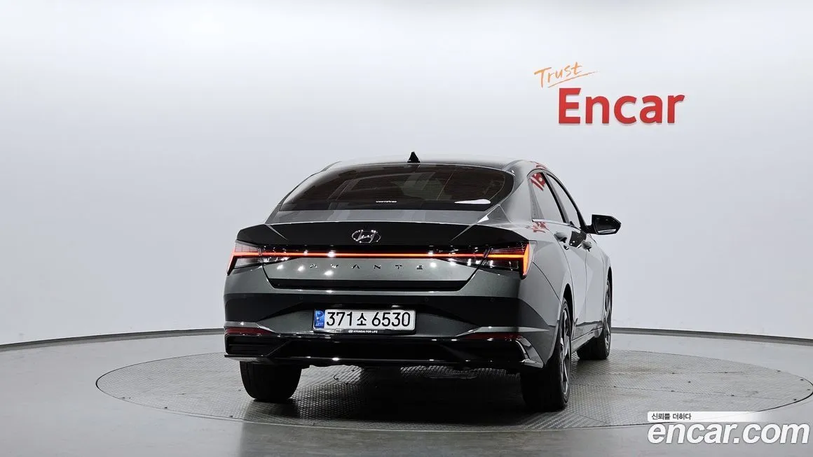 Hyundai AVANTE — фото 4