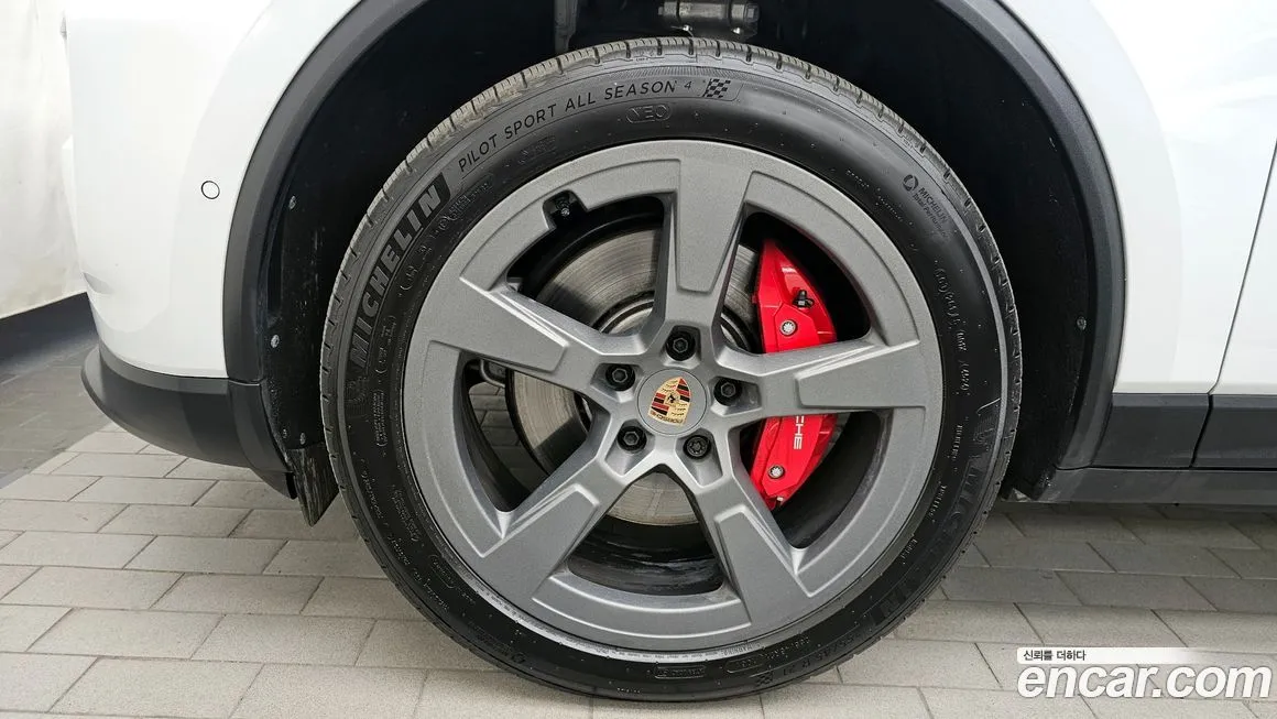 Porsche Macan 2025 из KR, фото 6