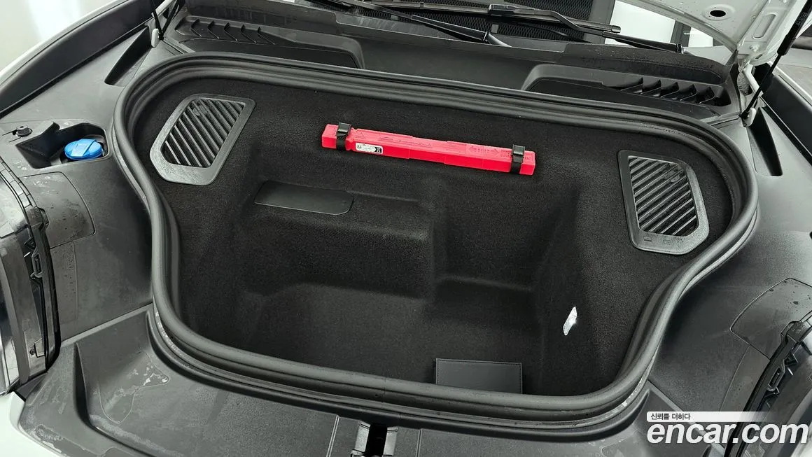 Porsche Macan 2025 из KR, фото 8
