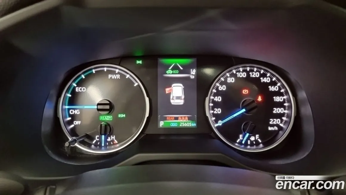 Toyota RAV4 2022 из KR, фото 4