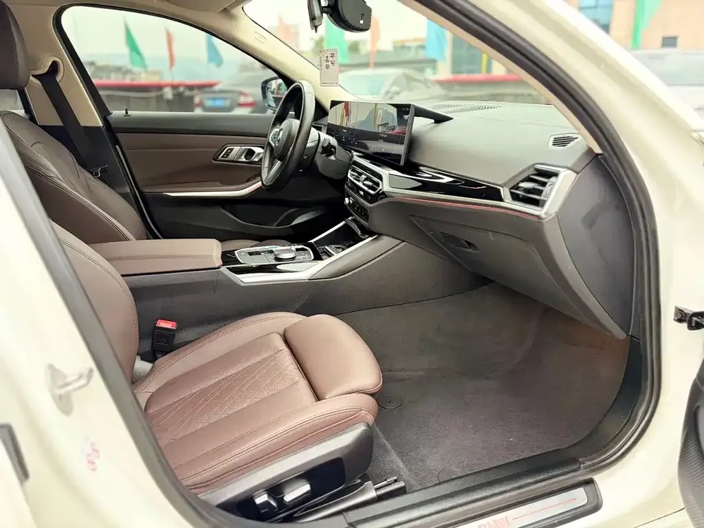 BMW i3 2023 из CN, фото 3