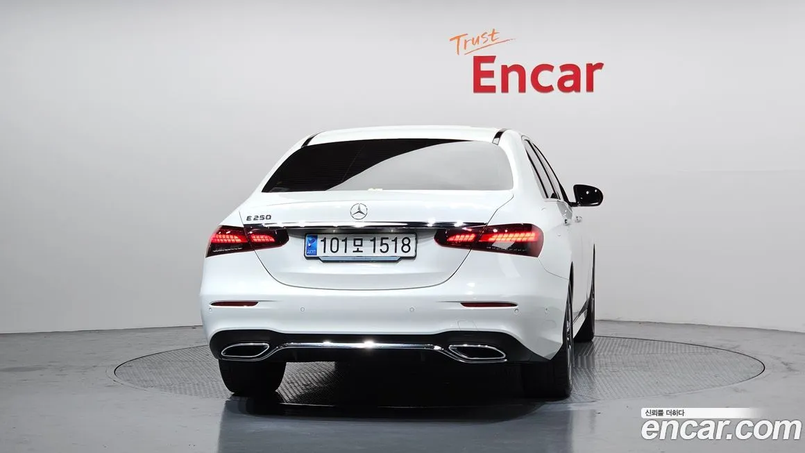 Mercedes-Benz E-Class 2023 из KR, фото 2