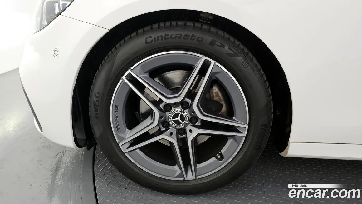Mercedes-Benz E-Class 2023 из KR, фото 7