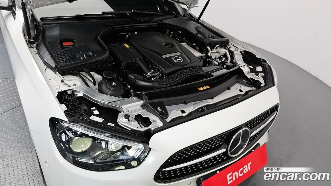 Mercedes-Benz E-Class 2023 из KR, фото 8