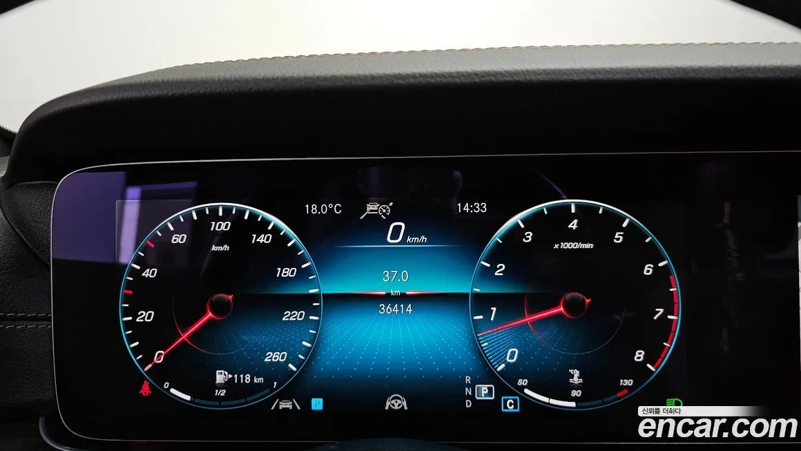 Mercedes-Benz E-Class 2023 из KR, фото 9