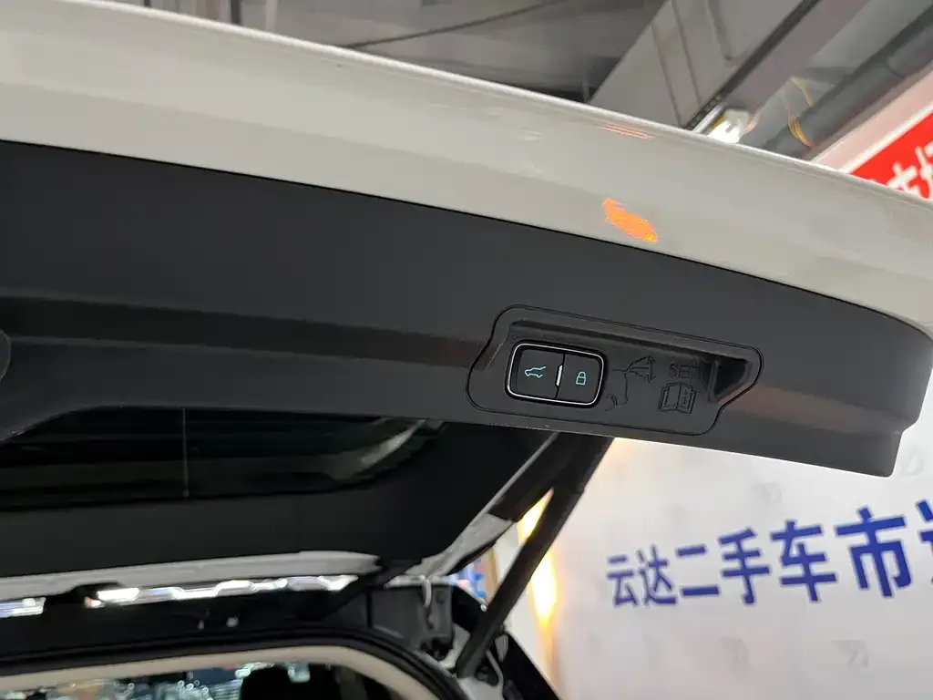 Ford Explorer 2021 из CN, фото 7