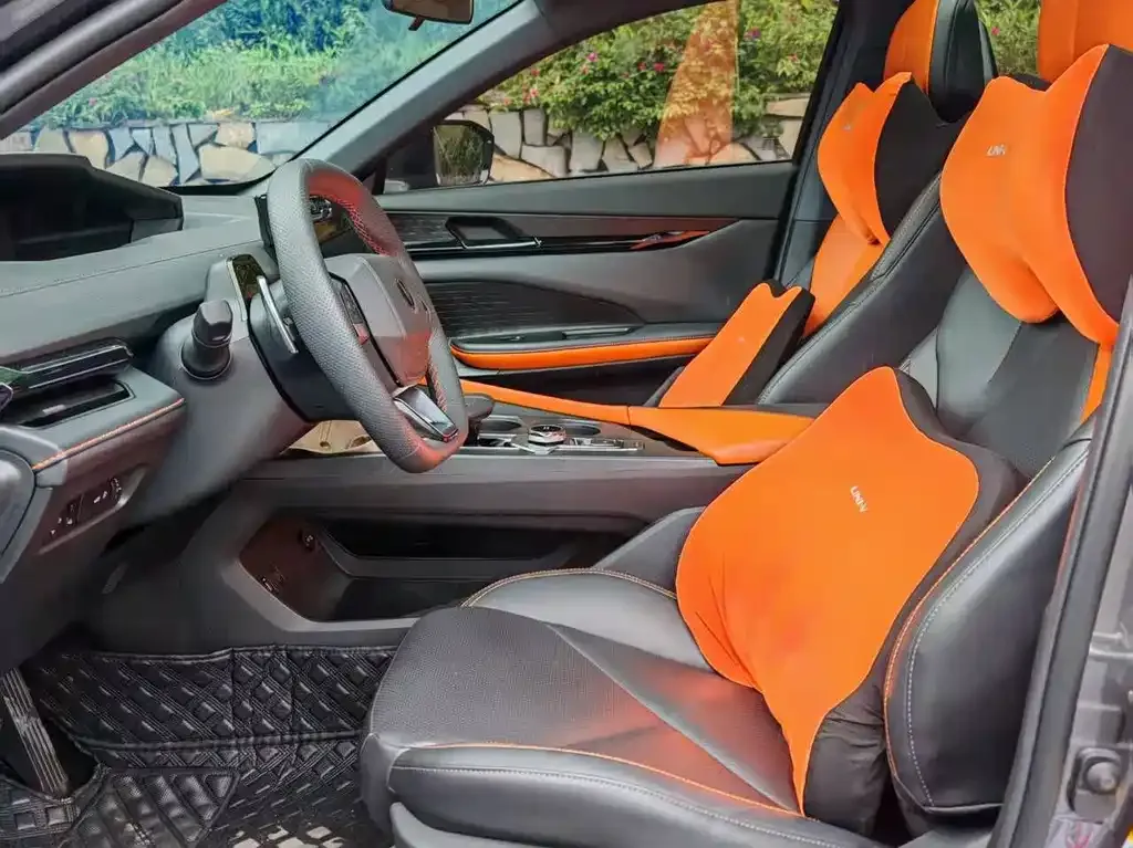 Changan UNI-V 2023 из CN, фото 5