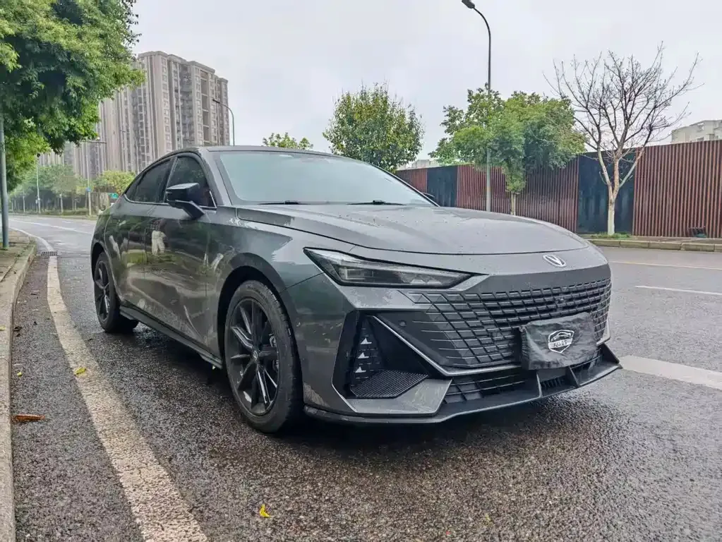 Changan UNI-V 2023 из CN, фото 6