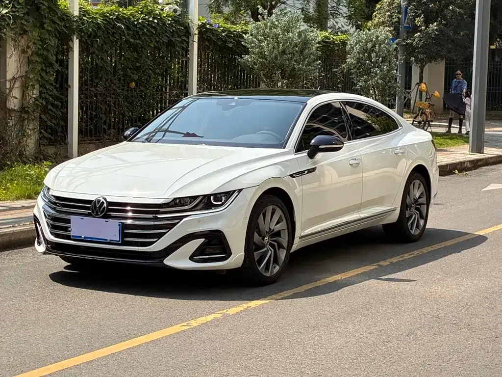 Volkswagen CC — фото 1