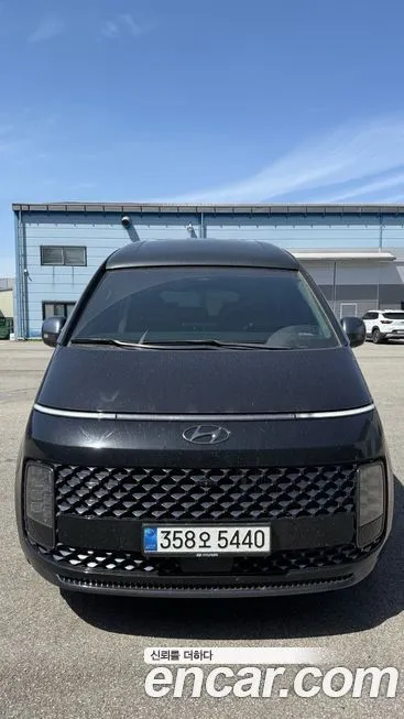 Hyundai Staria — фото 1