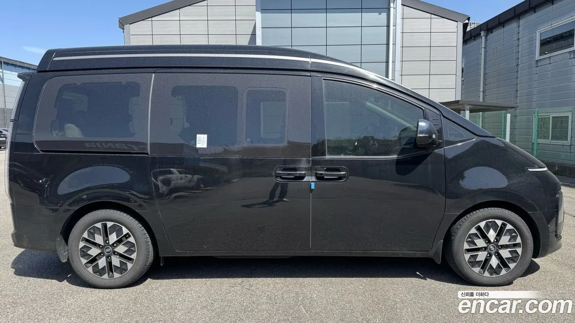 Hyundai Staria — фото 6