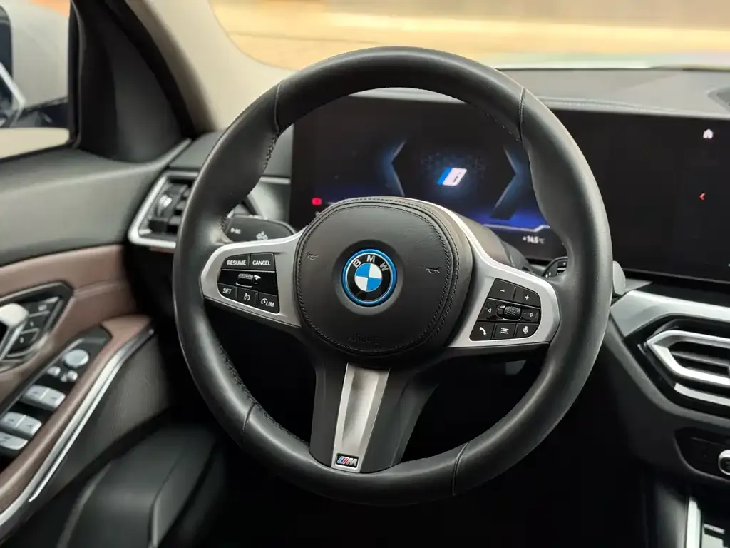 BMW i3 — фото 10