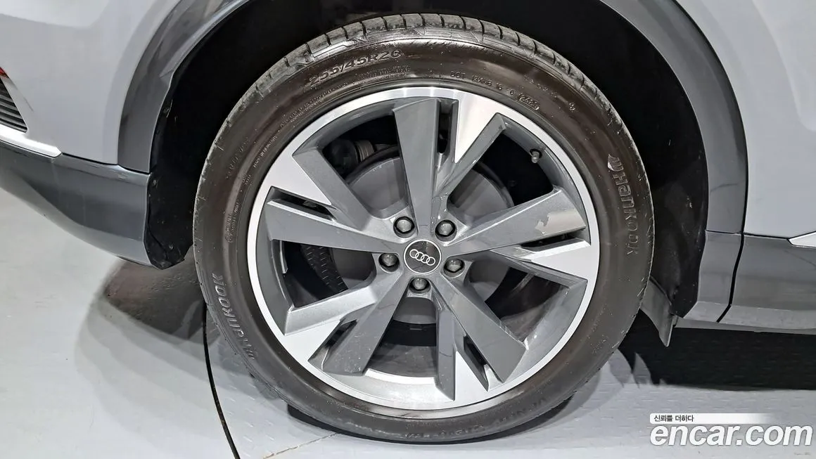 Audi Q4 e-tron 2023 из KR, фото 4