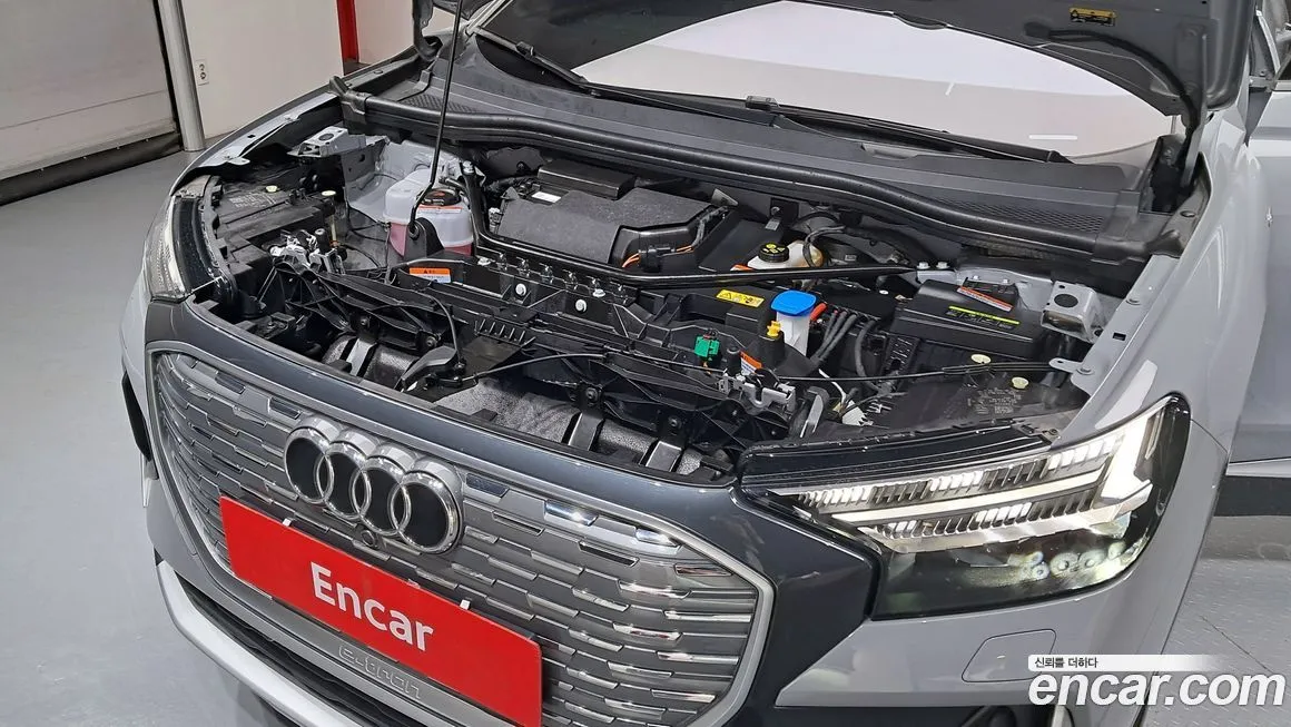 Audi Q4 e-tron 2023 из KR, фото 10