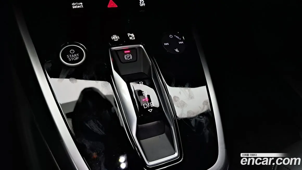 Audi Q4 e-tron 2023 из KR, фото 6