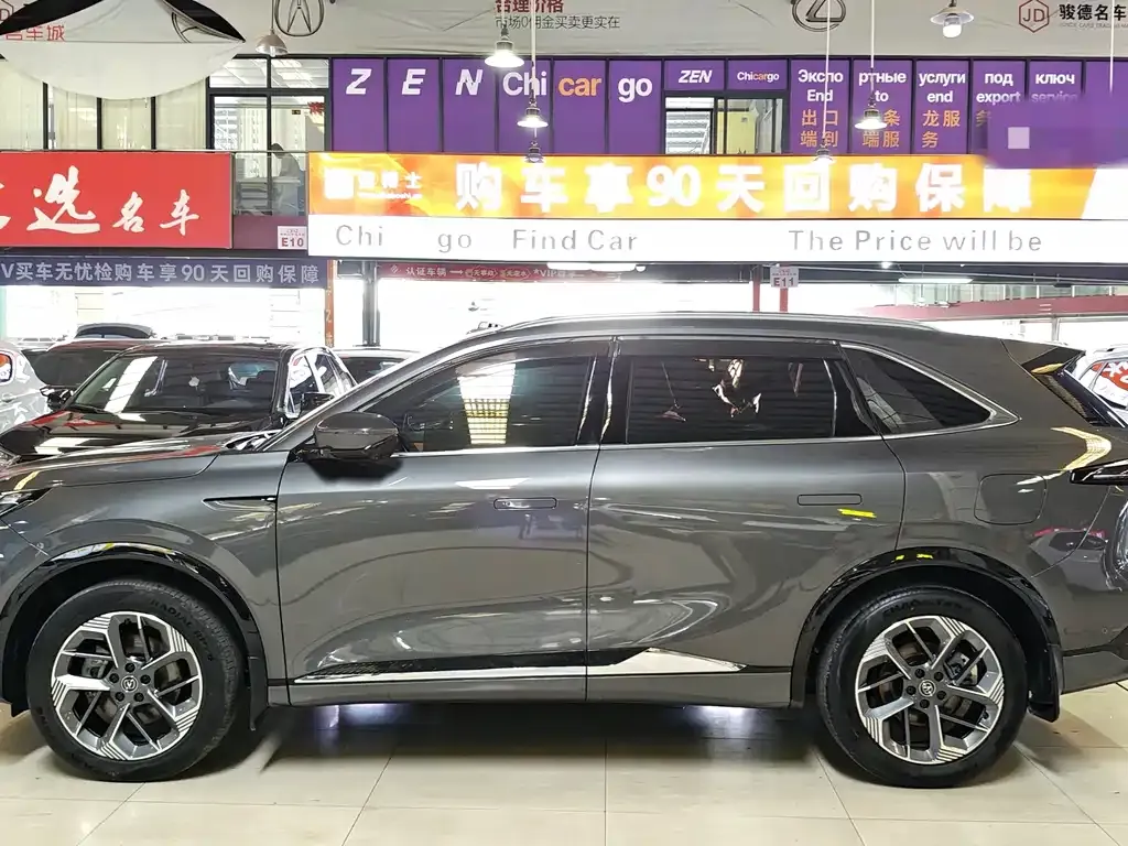 Changan CS75PLUS — фото 3