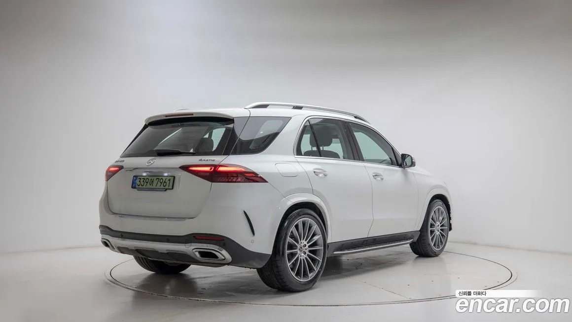 Mercedes-Benz GLE-Class — фото 3