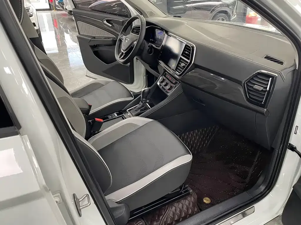 Jetta VS7 — фото 3