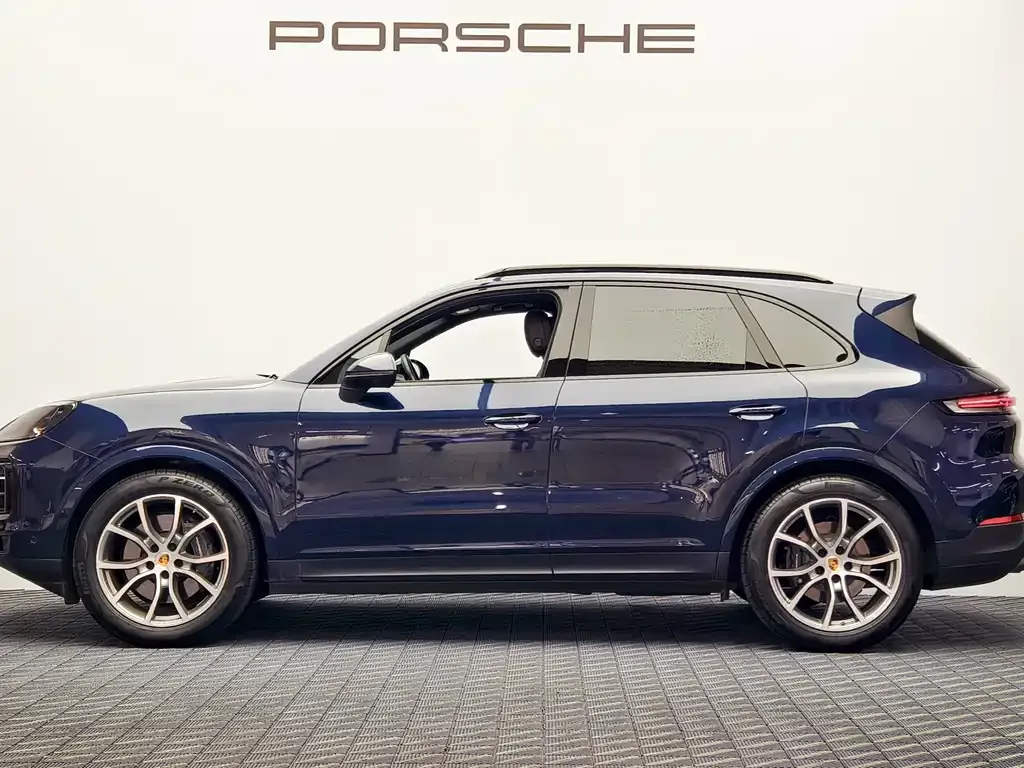 Porsche Cayenne — фото 7