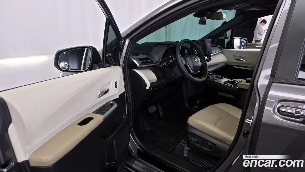 Toyota Sienna 2022 из KR, фото 6