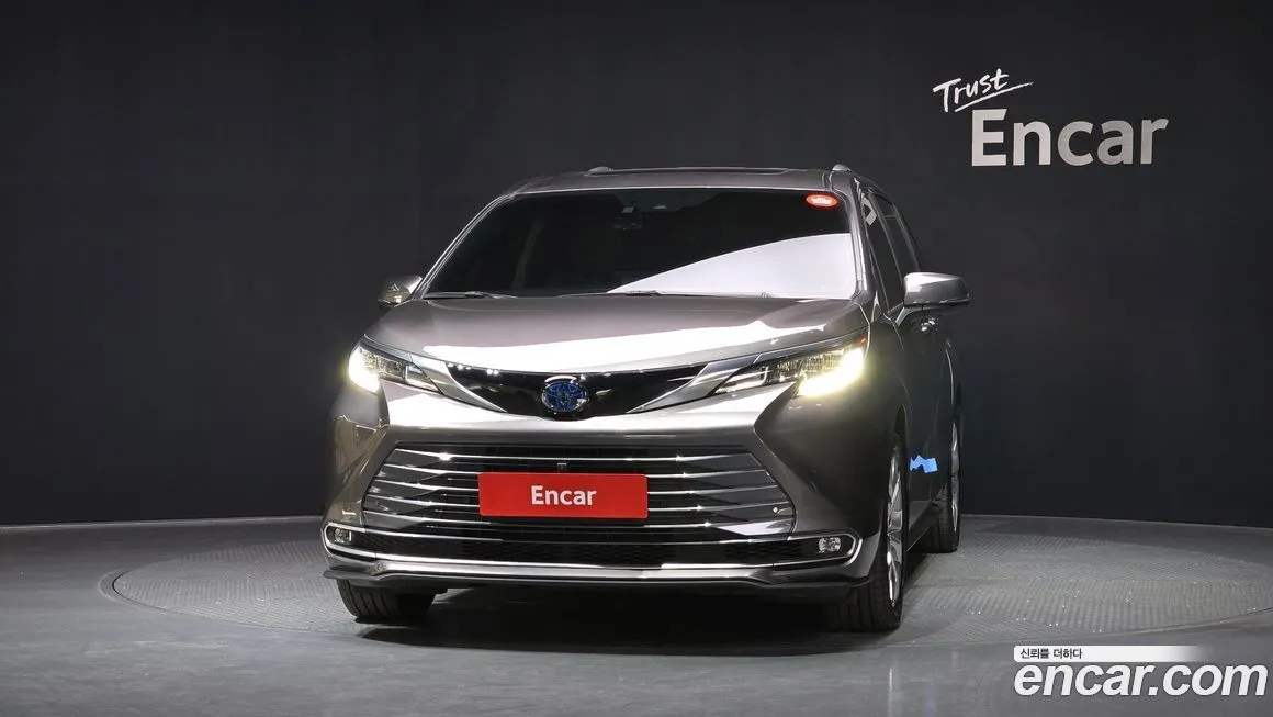 Toyota Sienna 2022 из KR, фото 3