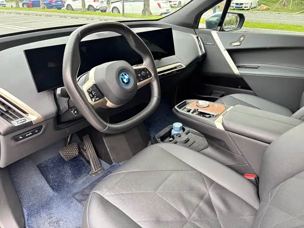 BMW iX 2022 из CN, фото 4