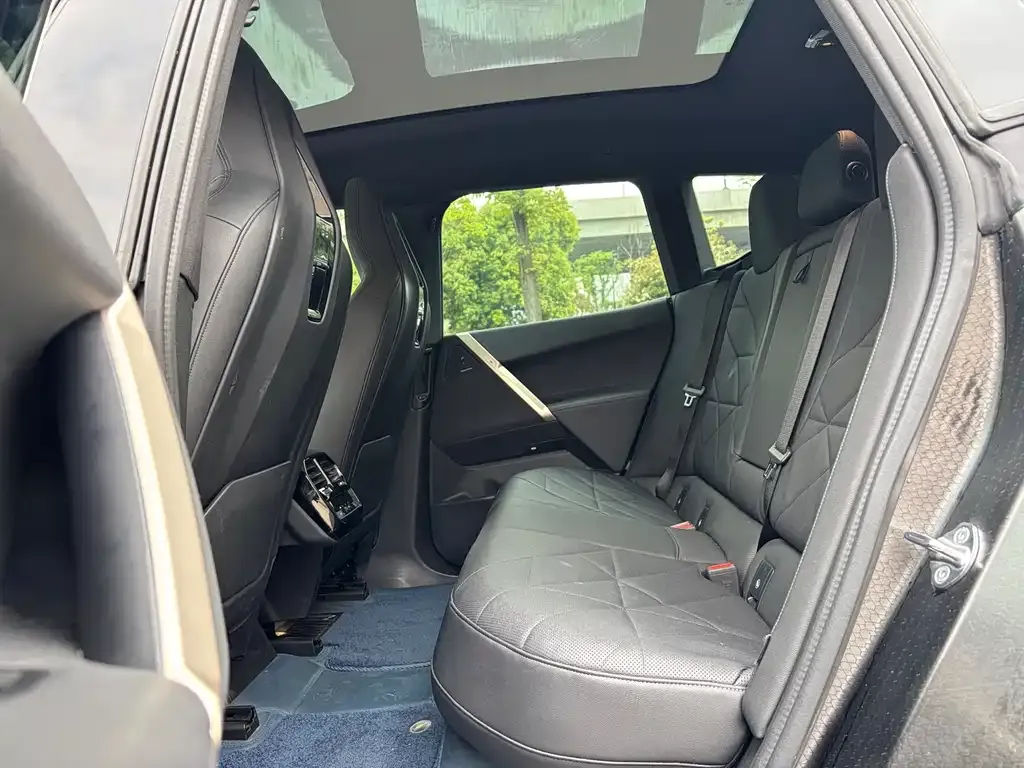 BMW iX 2022 из CN, фото 6