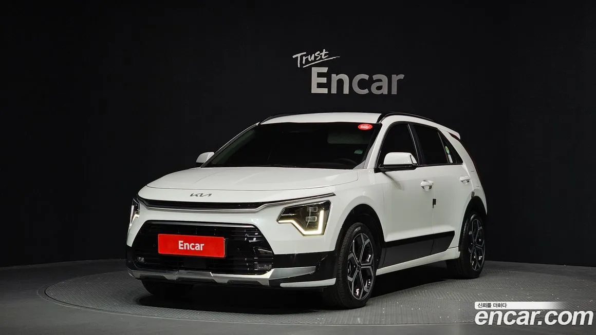 Kia Niro — фото 1