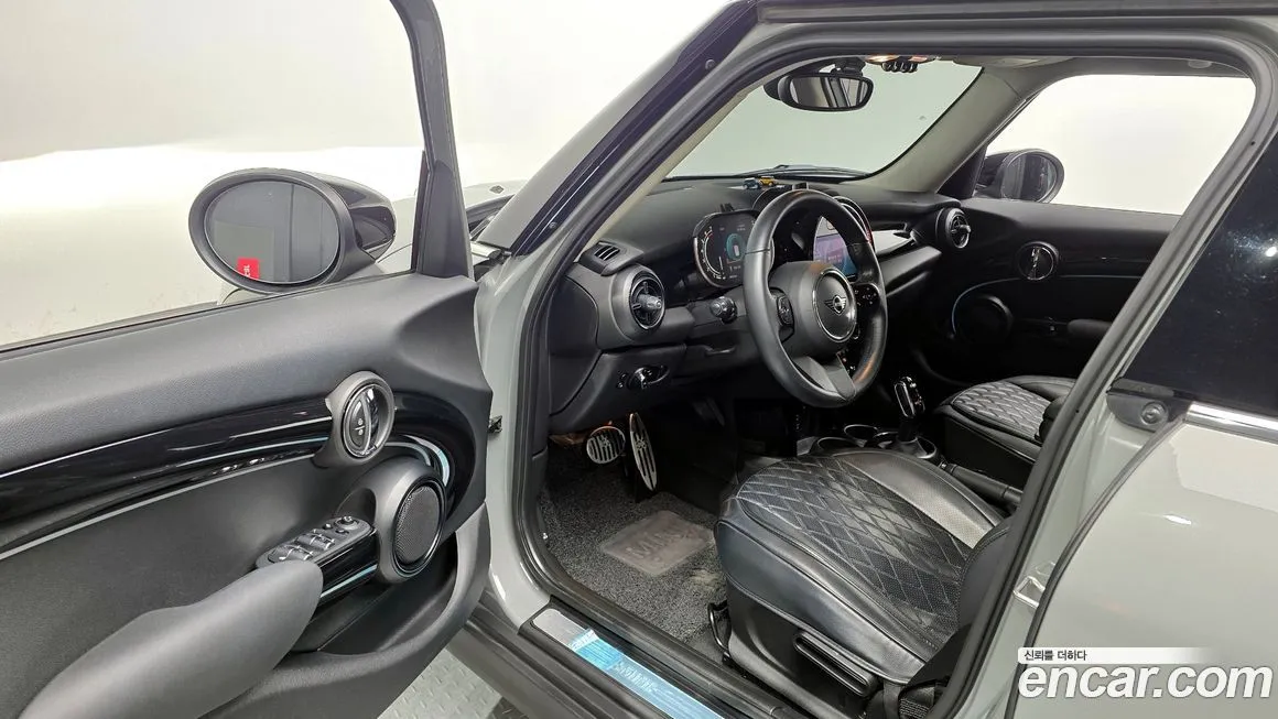 Mini Cooper 2022 из KR, фото 8