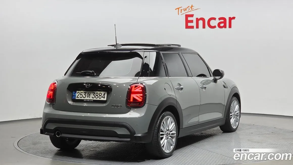 Mini Cooper 2022 из KR, фото 3
