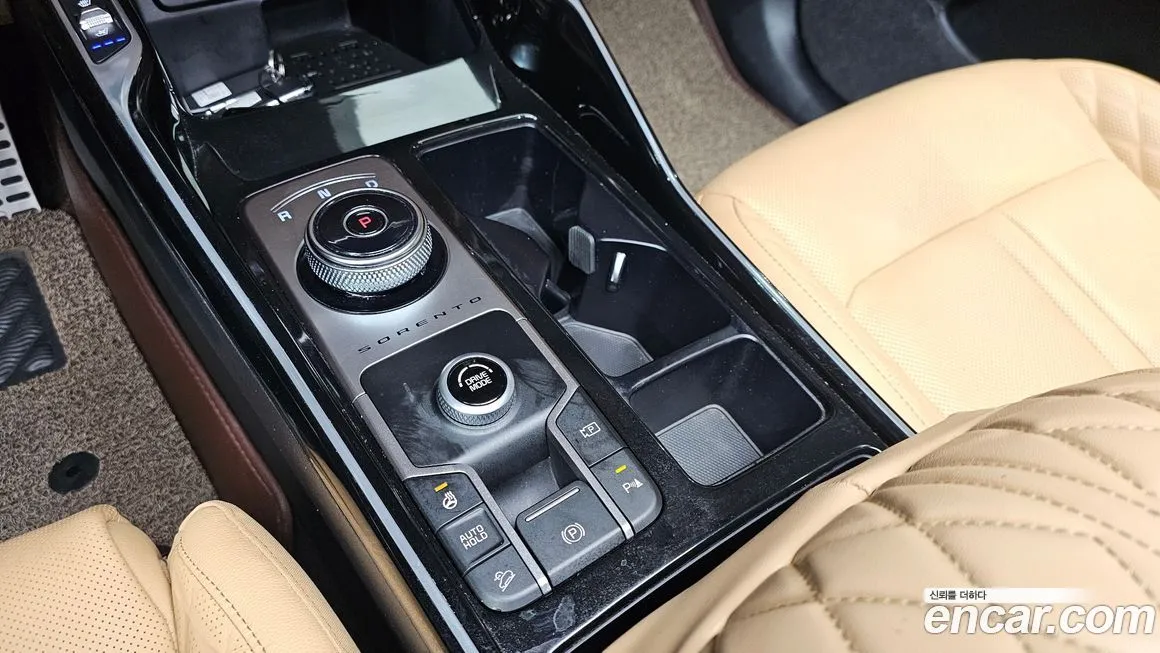 Kia Sorento — фото 9
