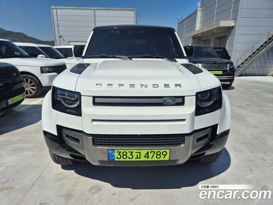 Land Rover Defender — фото 1