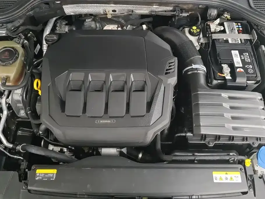 Volkswagen Golf GTI — фото 10