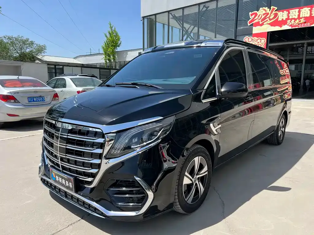 Mercedes-Benz Vito — фото 1