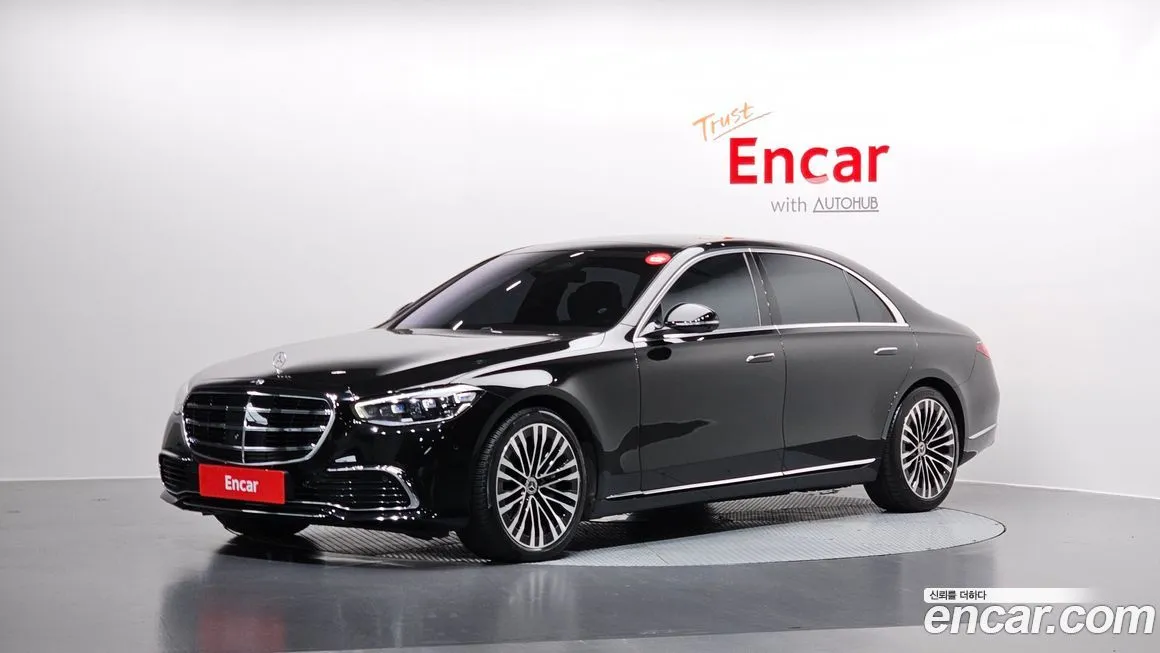 Mercedes-Benz S-Class — фото 1