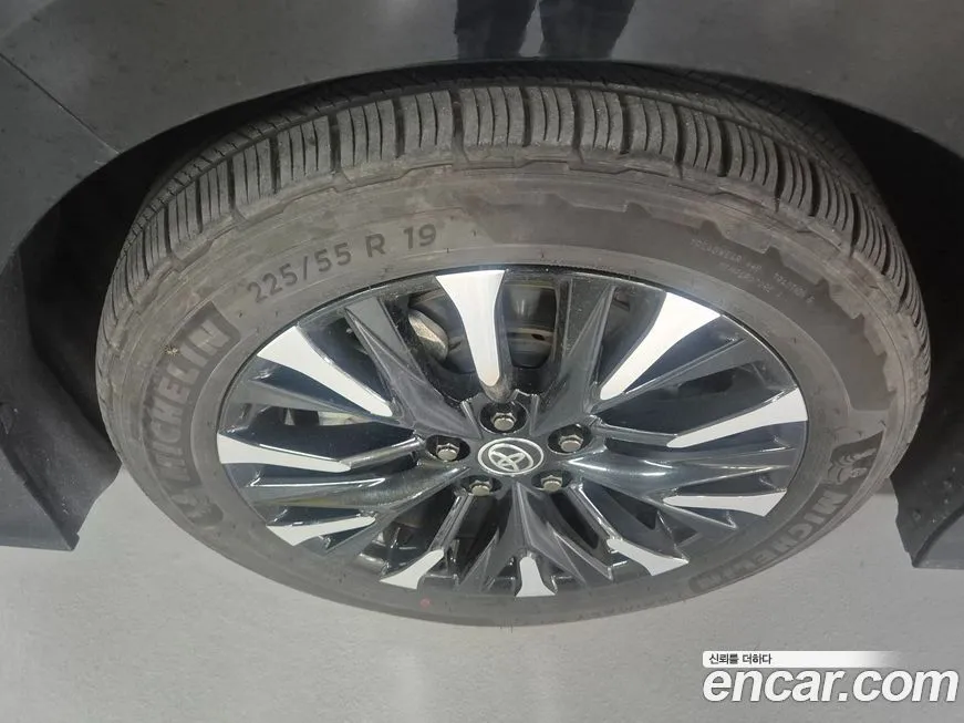 Toyota Alphard 2024 из KR, фото 9