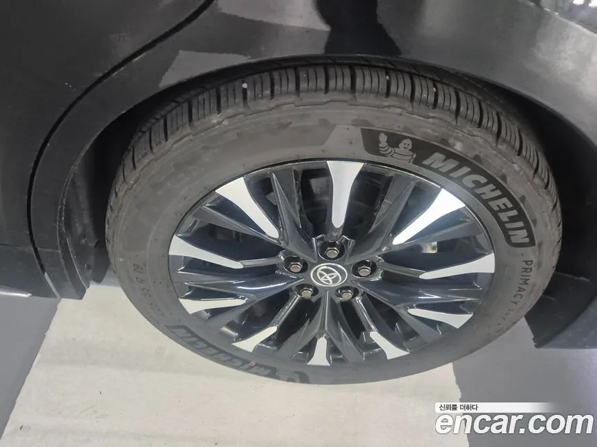 Toyota Alphard 2024 из KR, фото 10