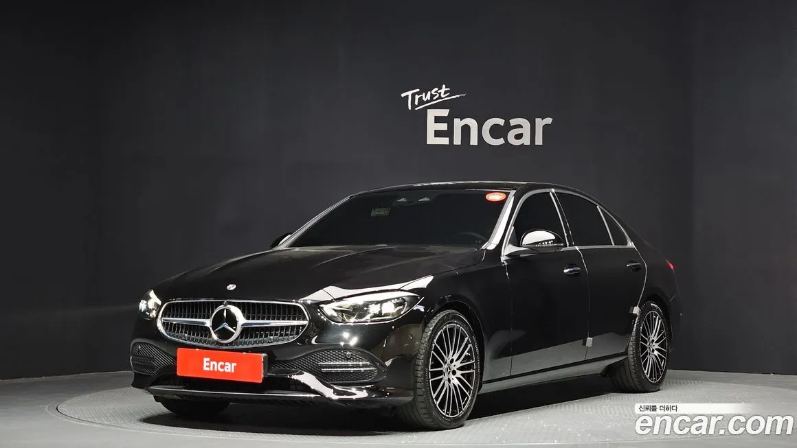 Mercedes-Benz C-Class — фото 1