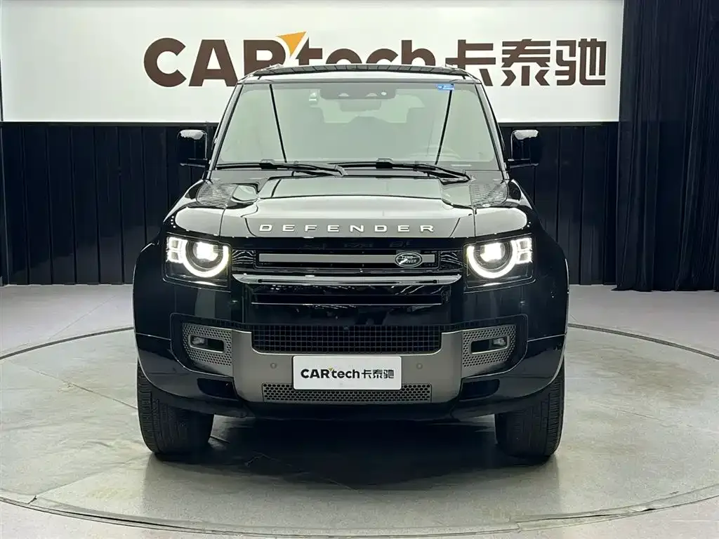 Land Rover Defender — фото 10