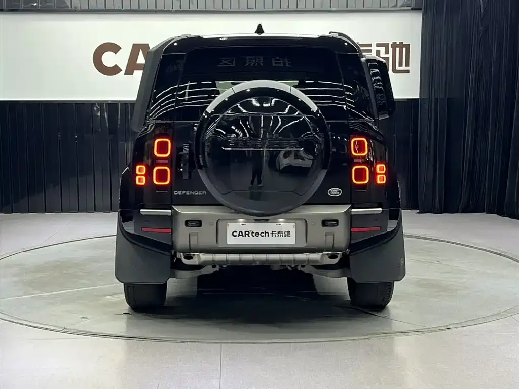 Land Rover Defender — фото 4