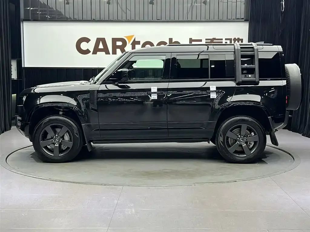 Land Rover Defender — фото 7