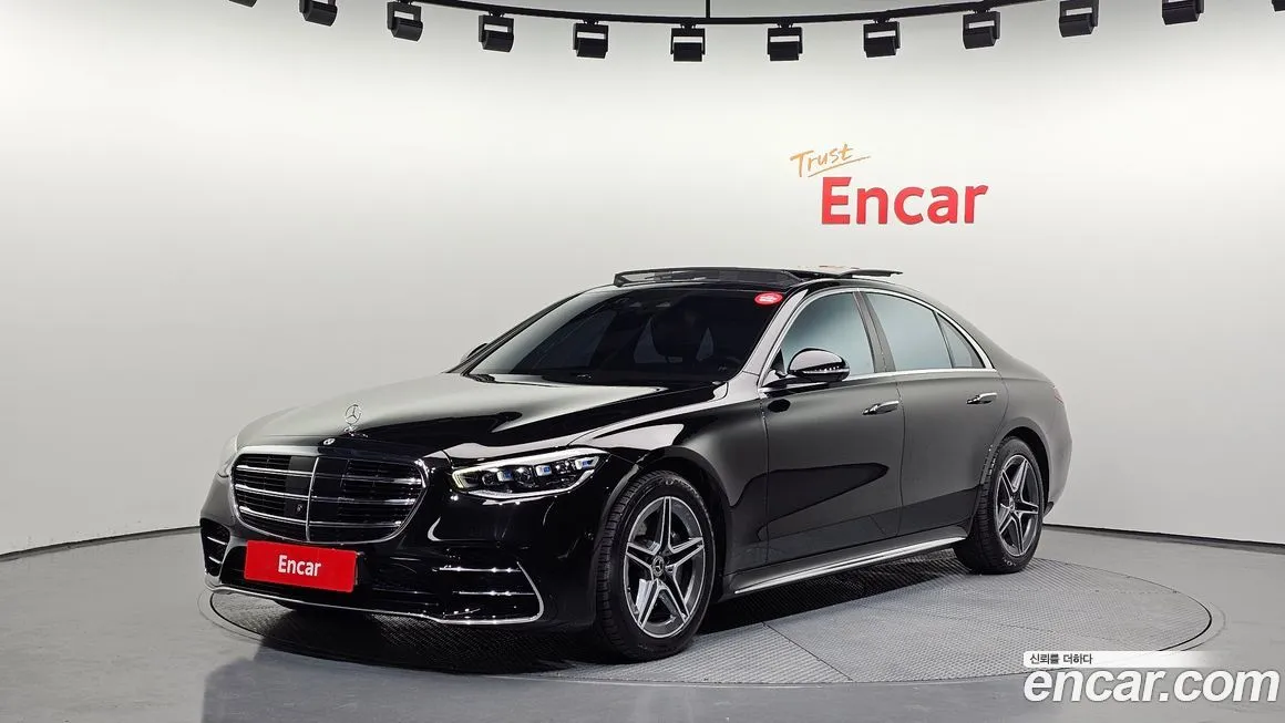 Mercedes-Benz S-Class — фото 1