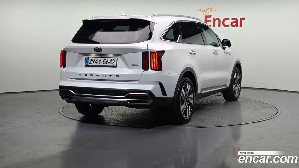 Kia Sorento — фото 4