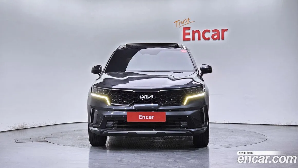 Kia Sorento — фото 9