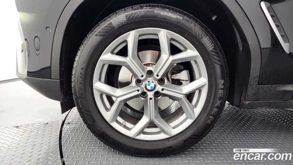 BMW X4 — фото 9