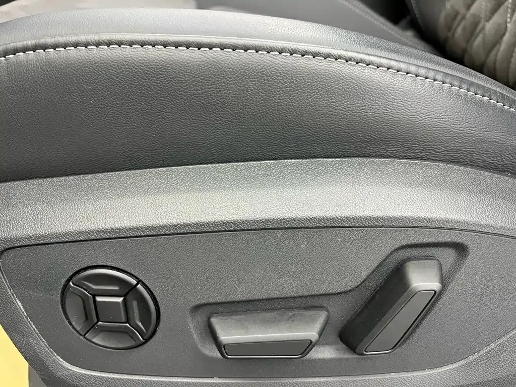 Audi Q4 e-tron 2024 из CN, фото 10
