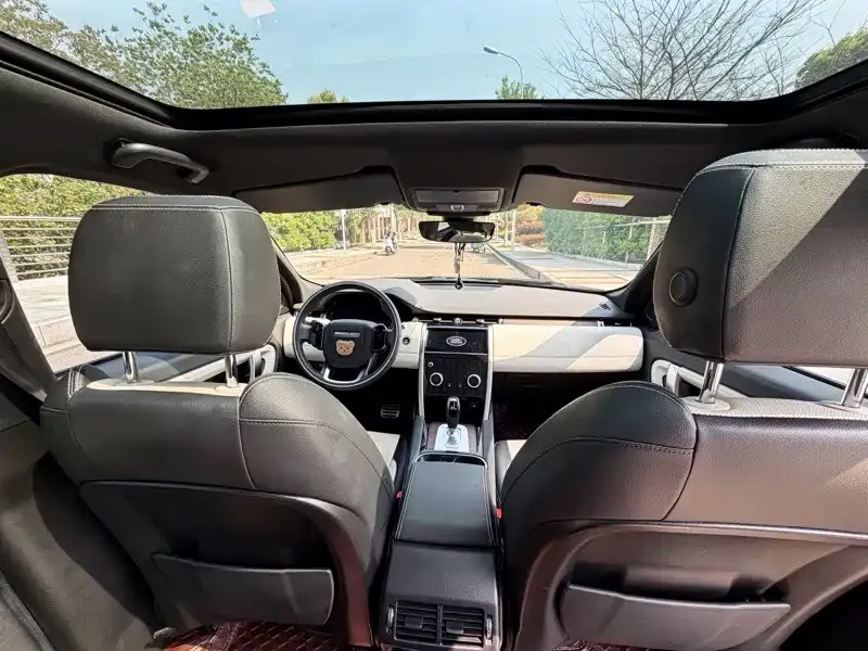 Land Rover Discovery Sport — фото 10