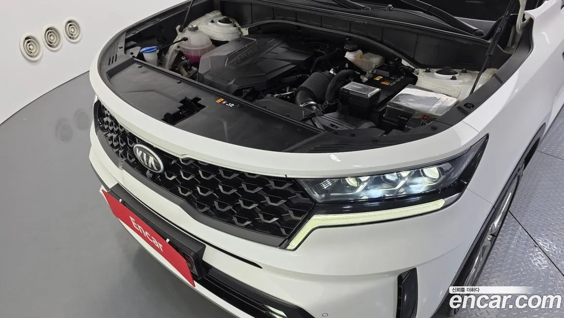 Kia Sorento — фото 5